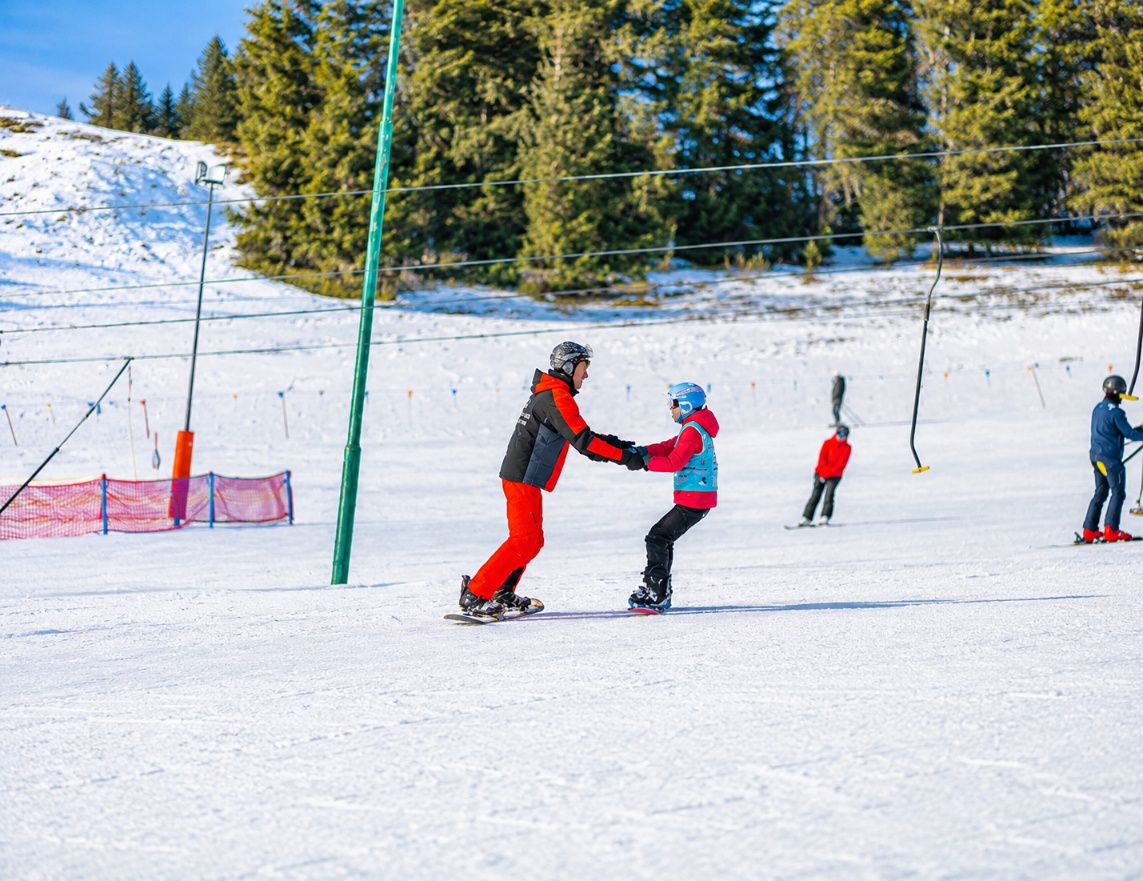 Superstart course participants on the slopes